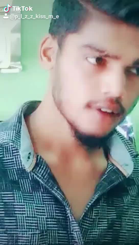 @p_l_z_z_kiss_m_e