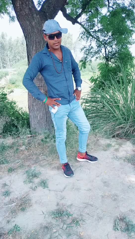@radhesurliya8