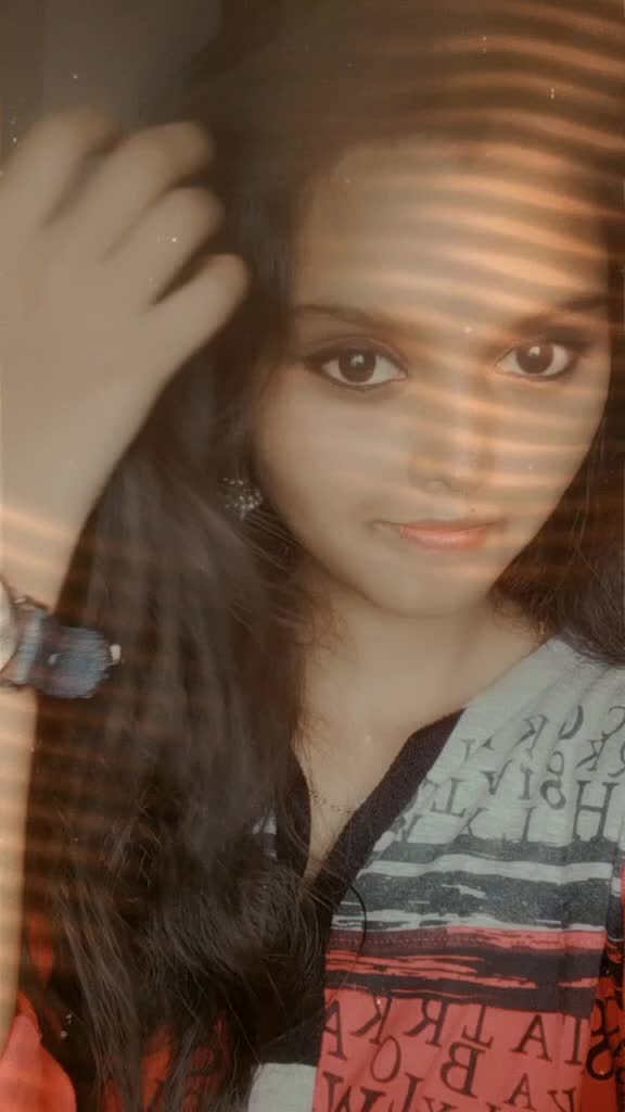 @keerthi_tamil_ponnu