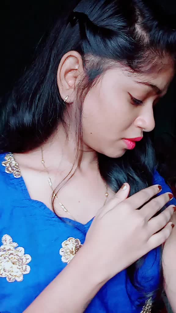 @kaviya