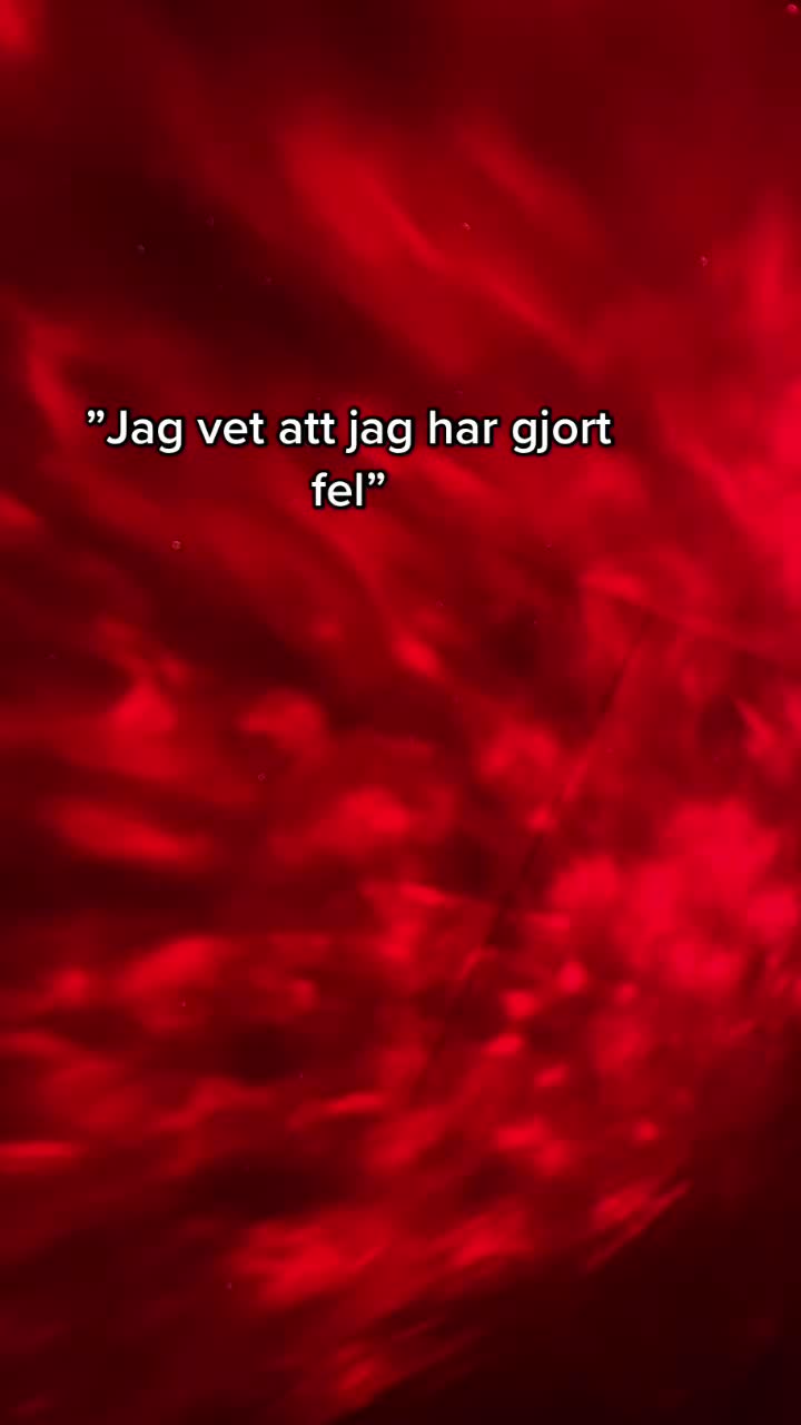 @<33
