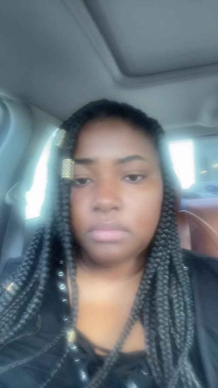 @Monique