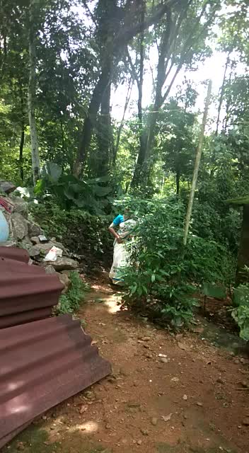 @ManuAkki
