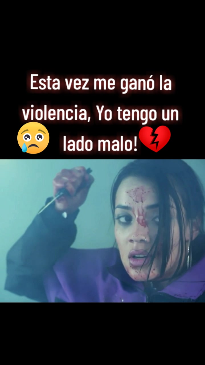 @bruja_escarlata