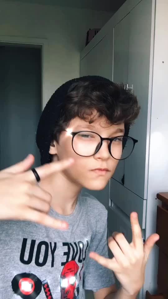 @🖤SaD bOi🖤🐂