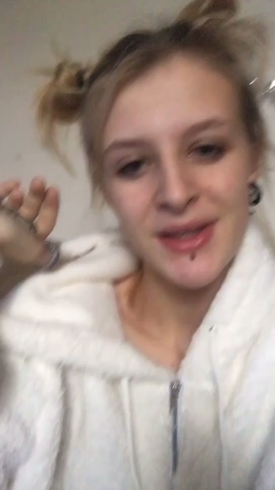 @Maëva_2905