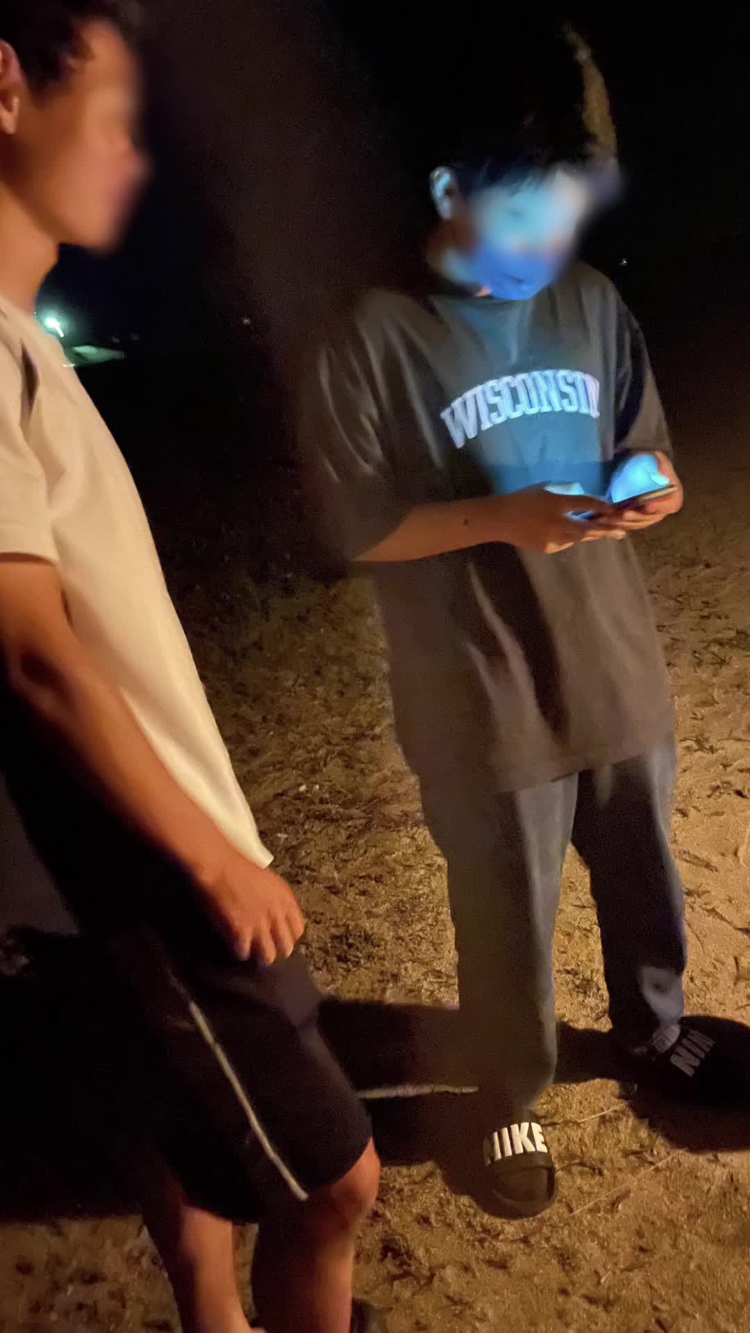 @T