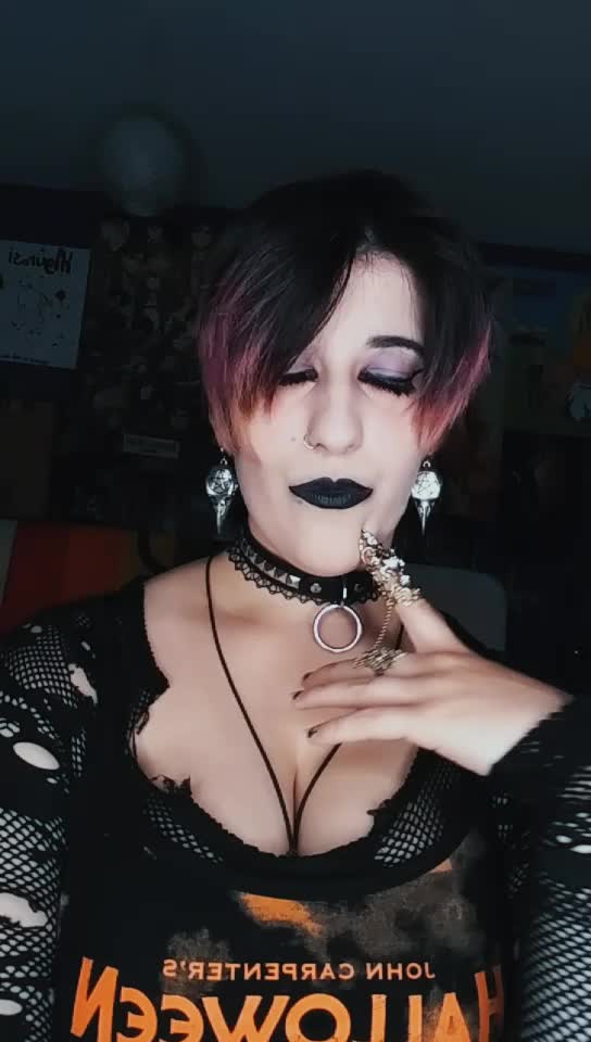 @🖤Goth kitty 🖤