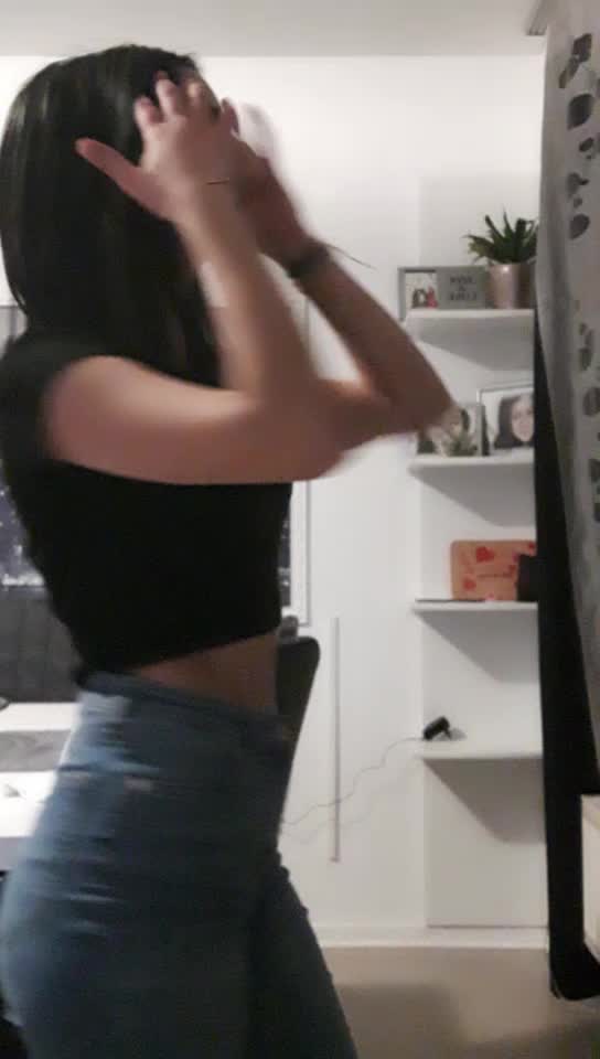 @_.asia.nicotra._🕊
