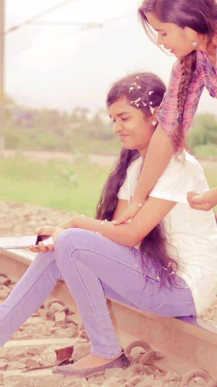 @Tamil ponnu❤️❤️