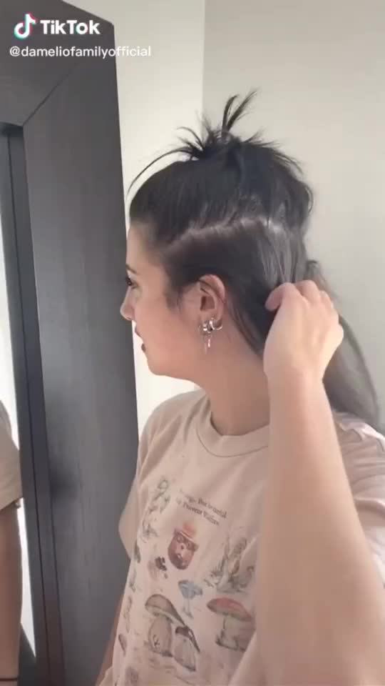 @Charlidamelio_.1