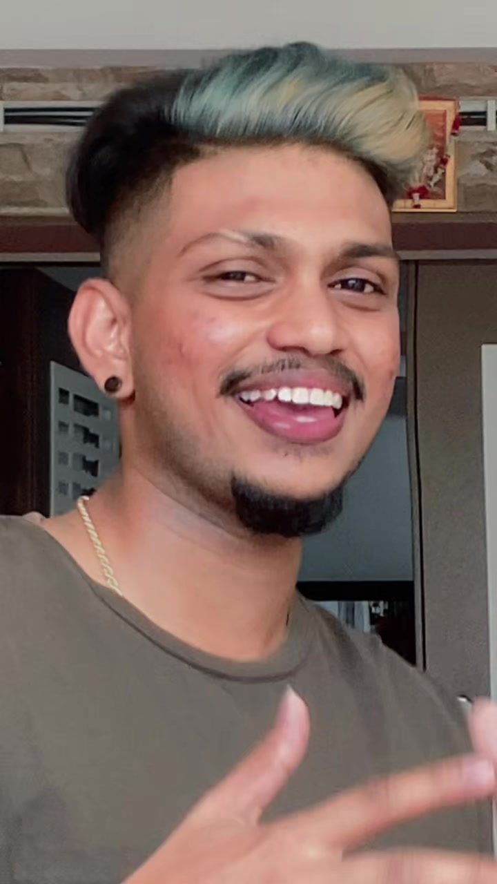 @Vinoth🖤🥵🐊