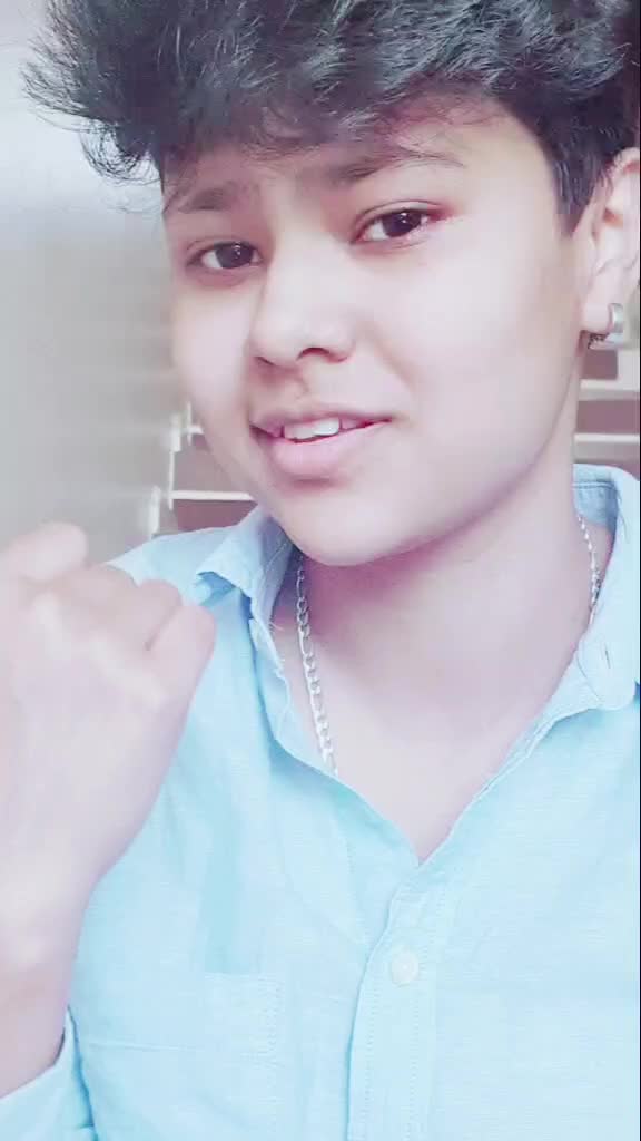 @👑 Riya 👑