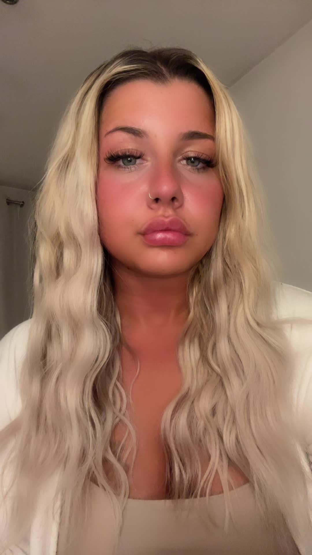 @onlyelliej