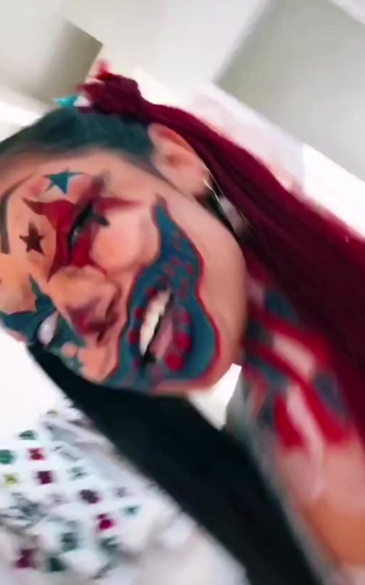 @Inès