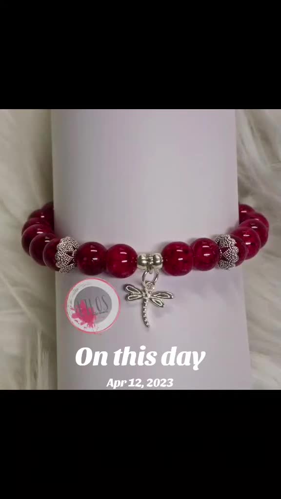 @LilosVinylDesigns