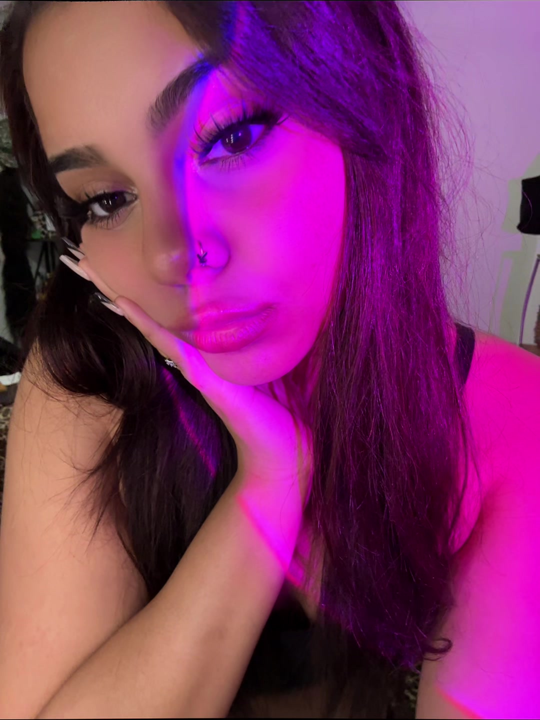 @nana