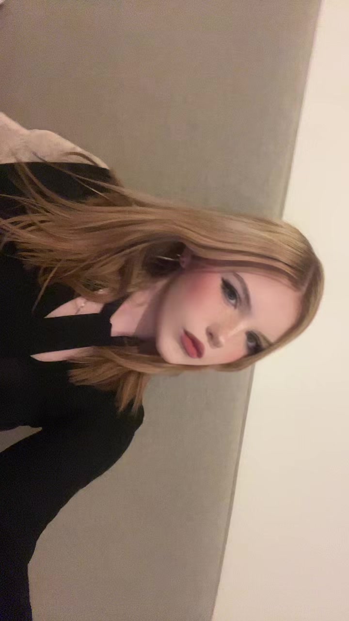 @Willowww