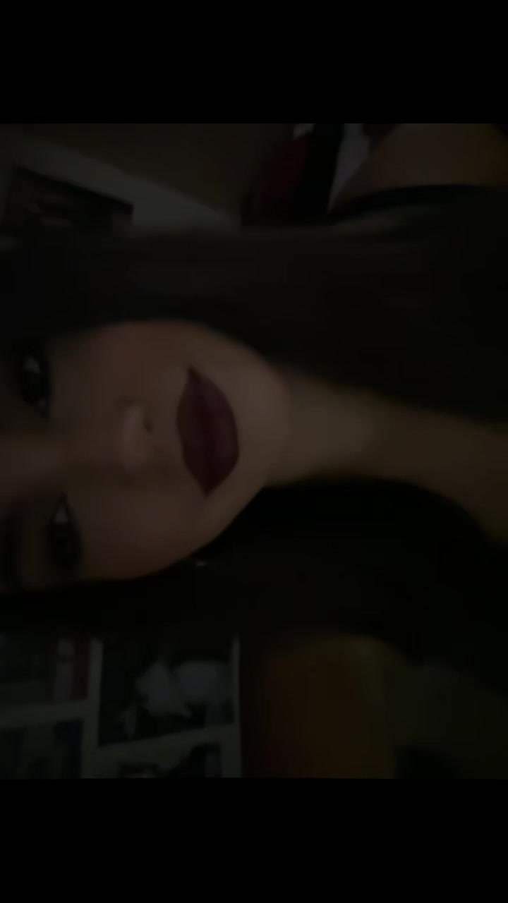 @✭