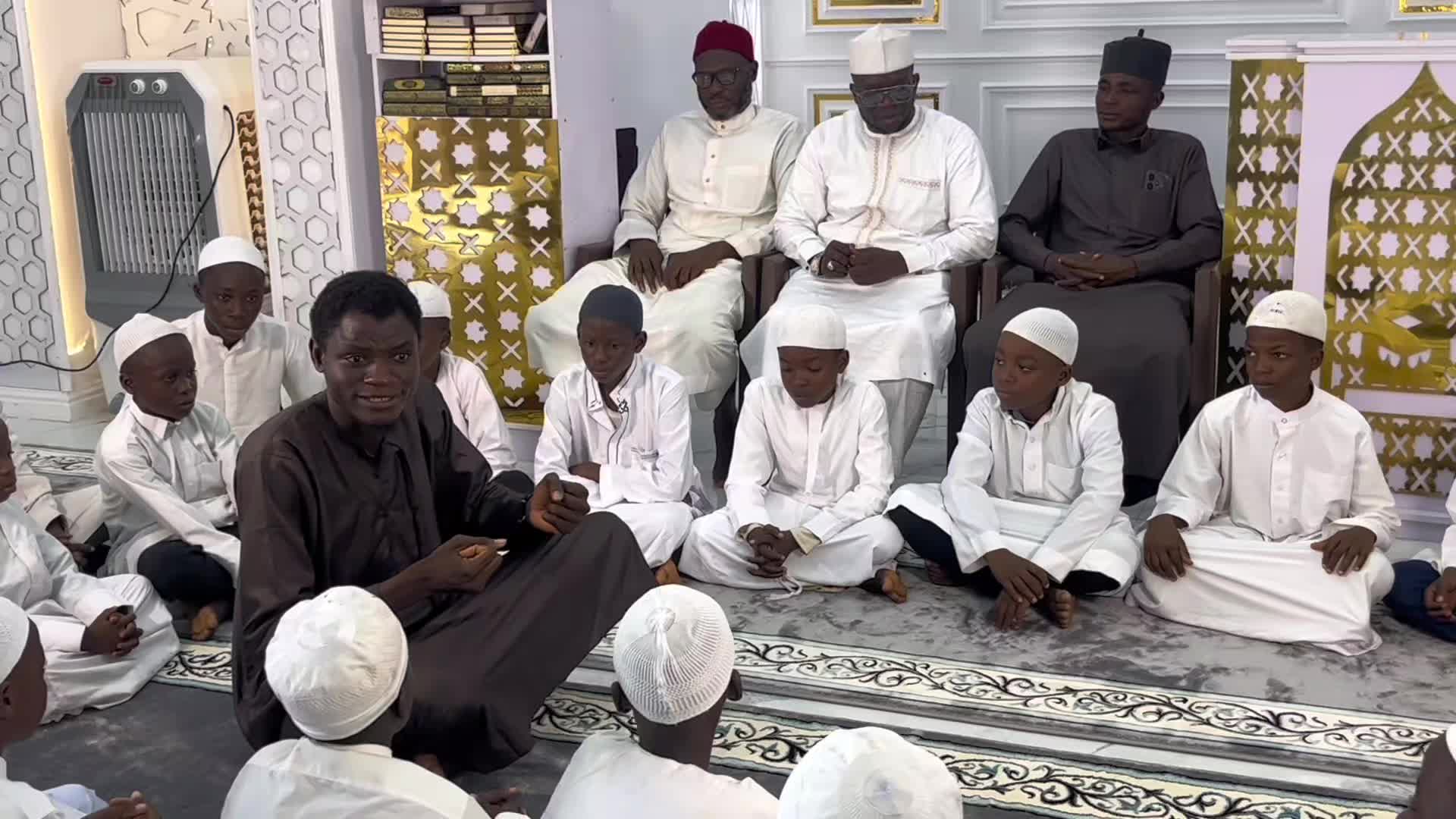 @𝐁𝐚𝐛𝐚𝐎𝐭𝐞(SeyfulQadiriya)