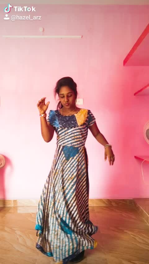 @Diya_arz