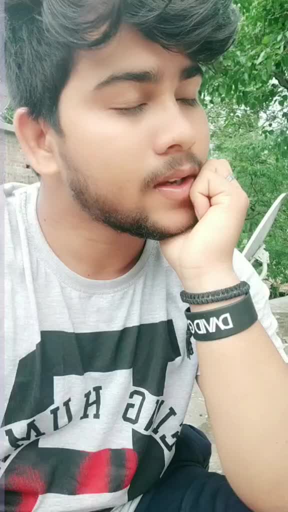 @🌟♥️_.BADRI._🎸💚🌠?