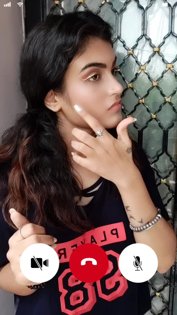@Simran Lulla👑💞