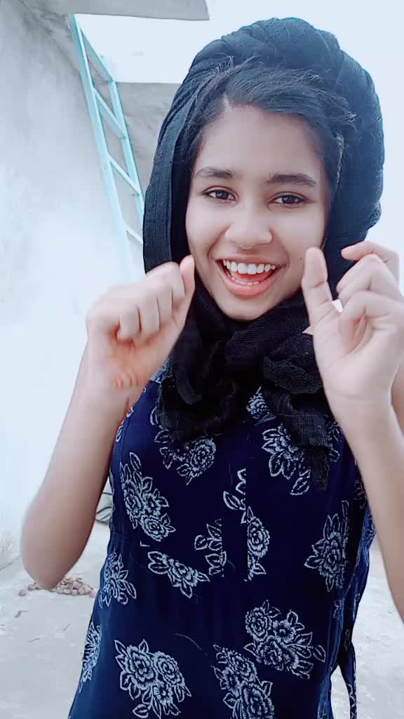 @Alisha Khan