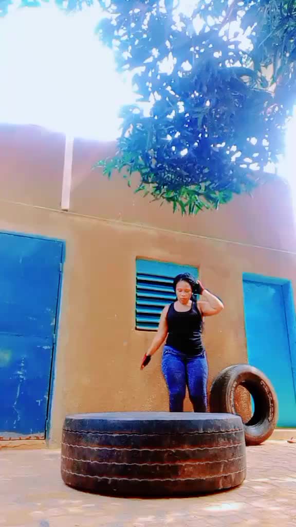 @Esmeralda