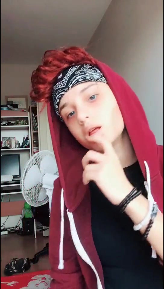 @Nurg&uuml;l U&ccedil;um