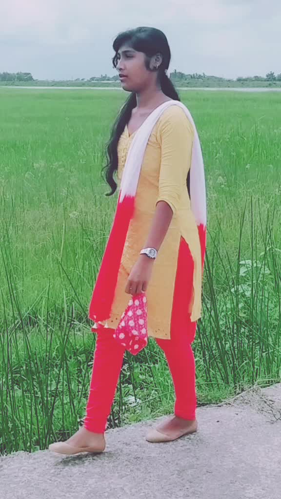 @Queen 👸 Jayashree