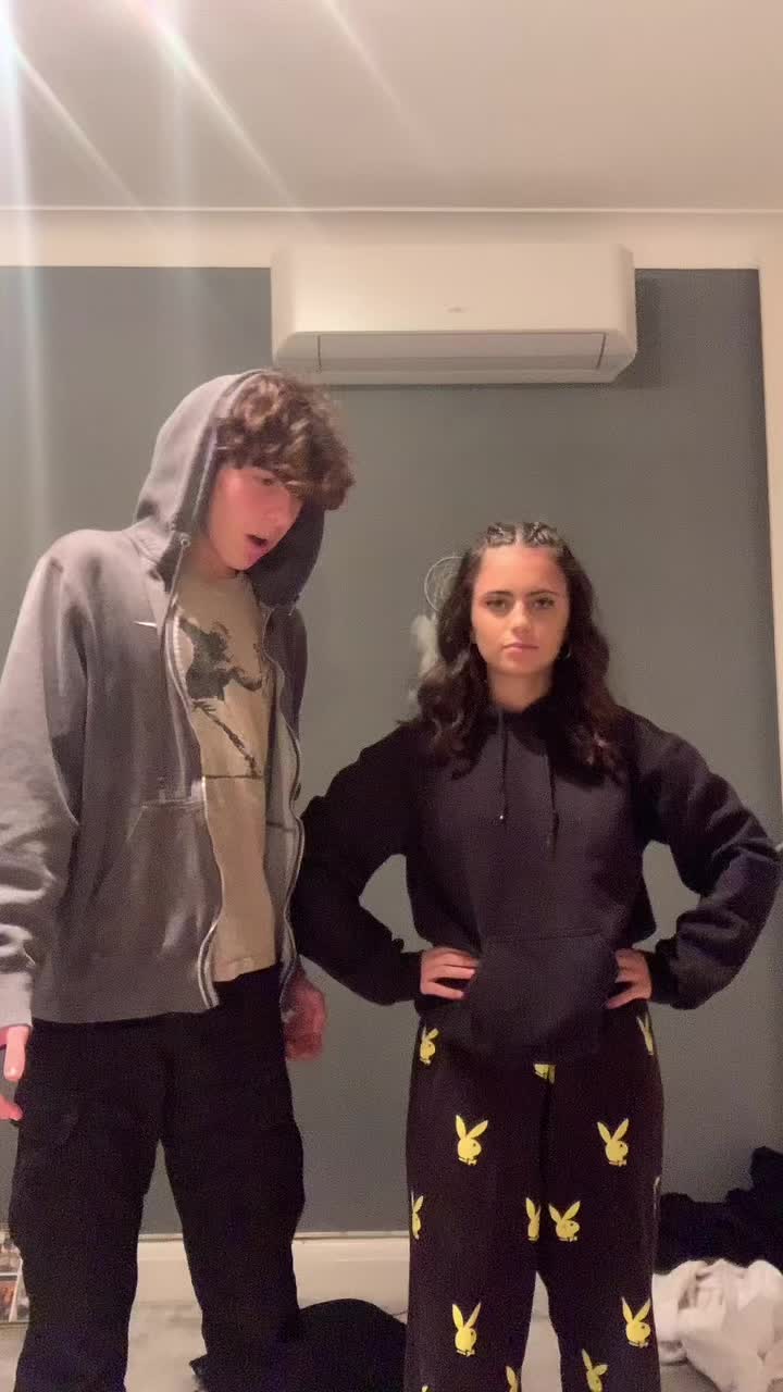 @ellaraingold