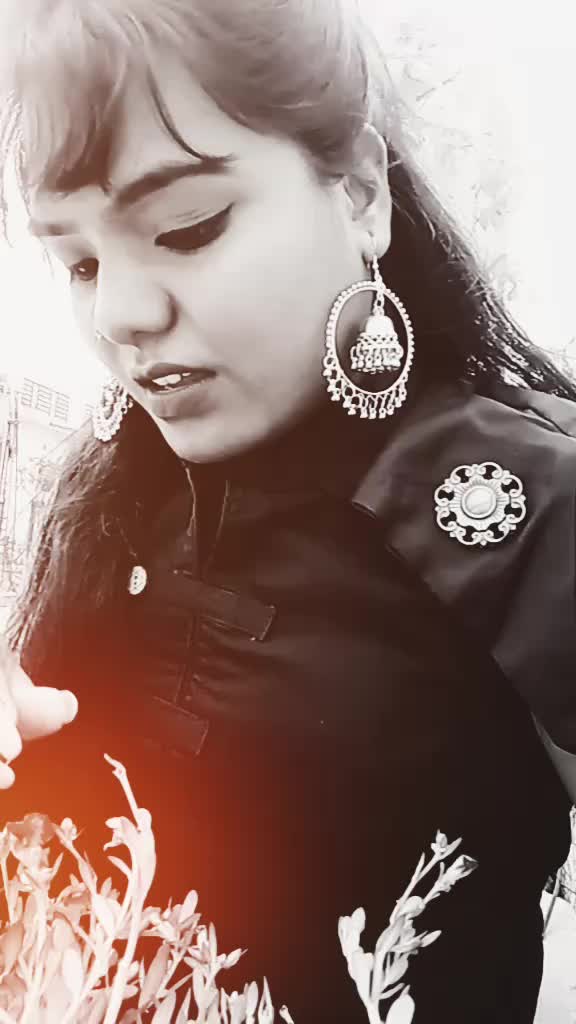 @POOJA LOMARE