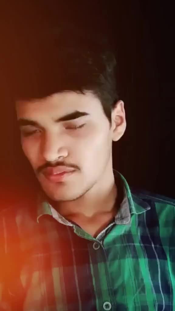 @HÃRSHÚÙ😘😘