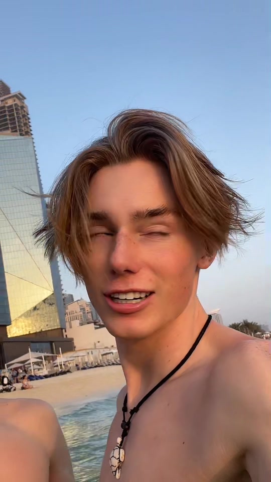 @Nick Hoox