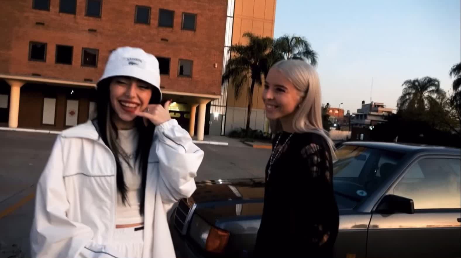 @youngmikoficial