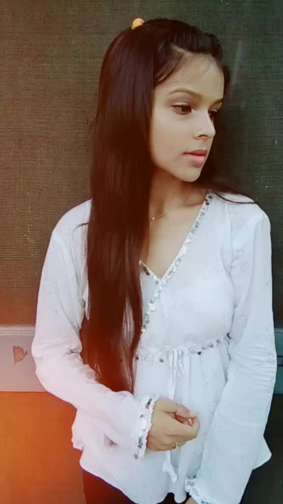 @Aashi💫