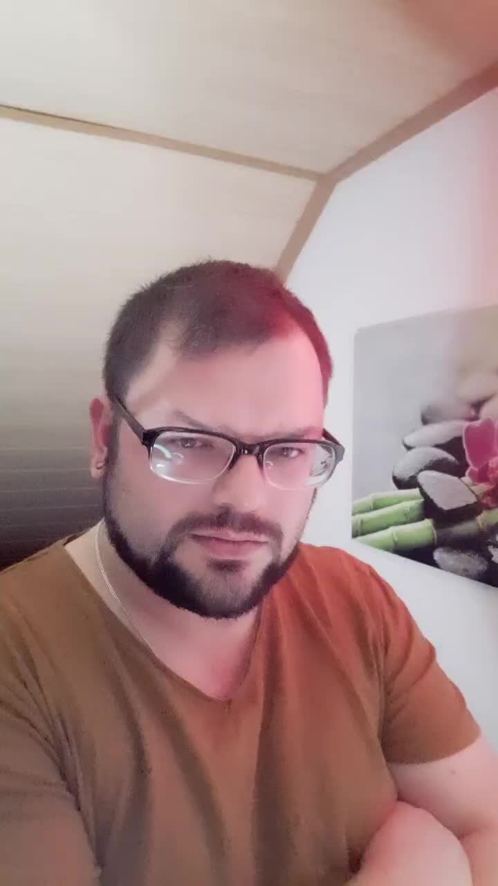 @Herr_Nachbar