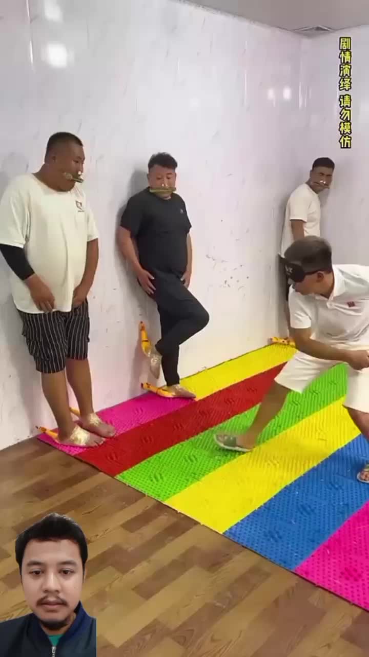 @P A N