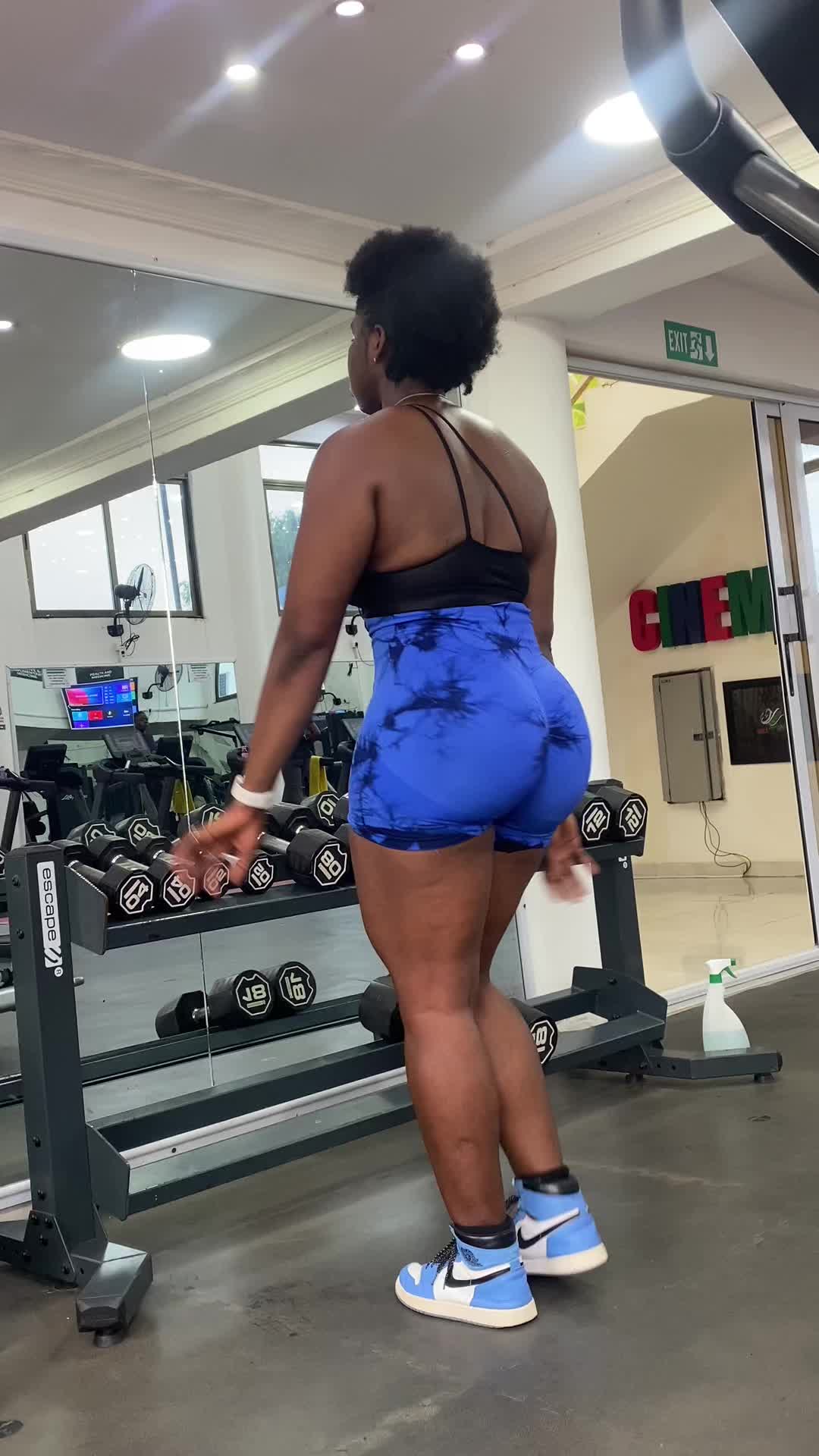 @BellsThickfit🧡🦋