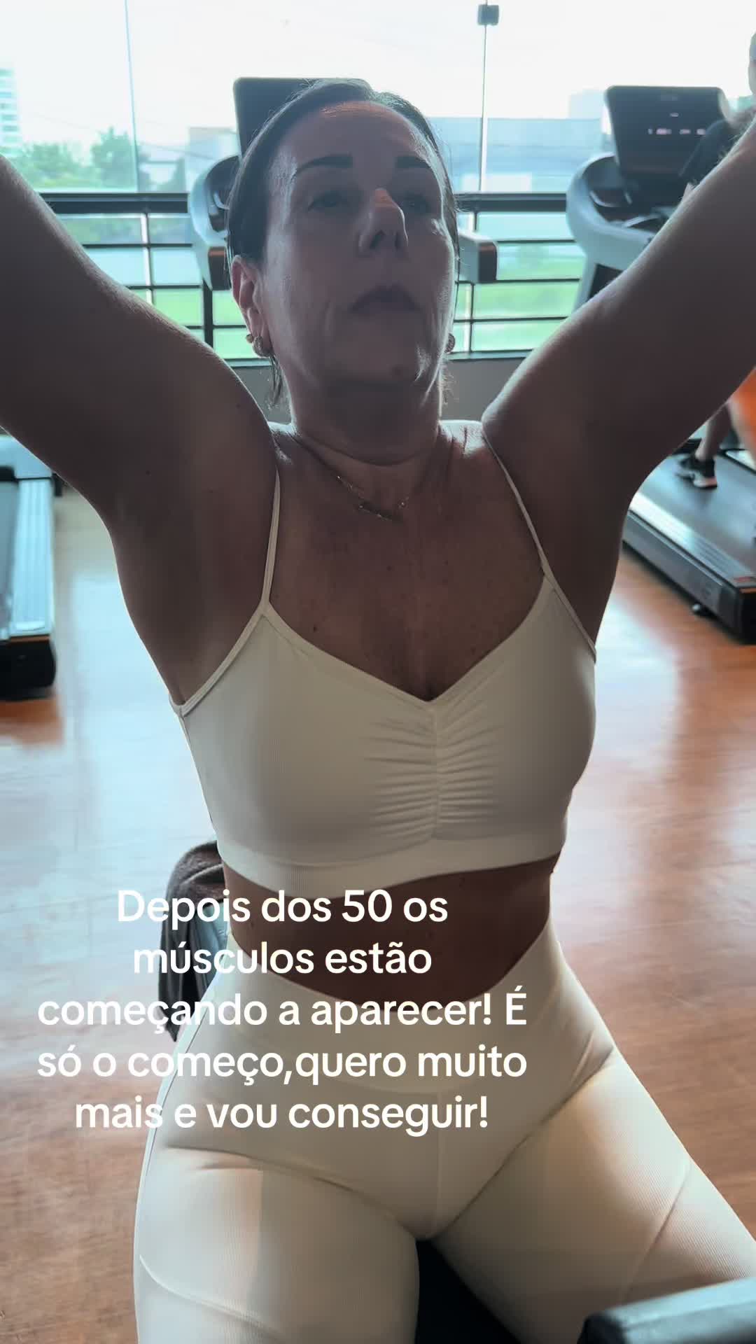 @Linda Cristina