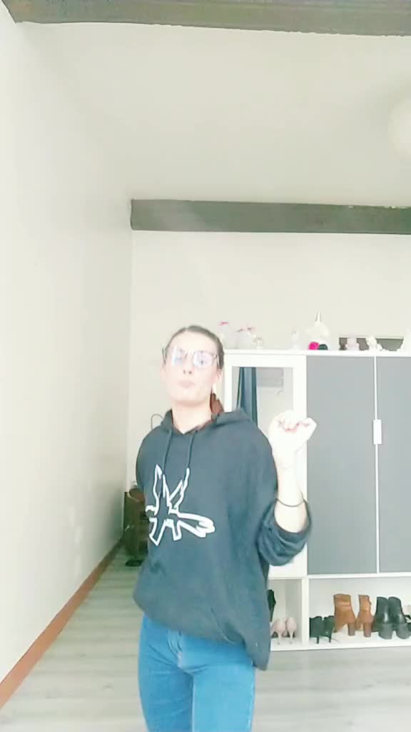 @elodie