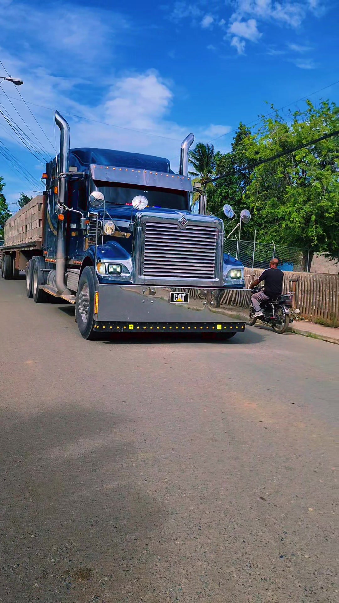 @dominican_truck_sim