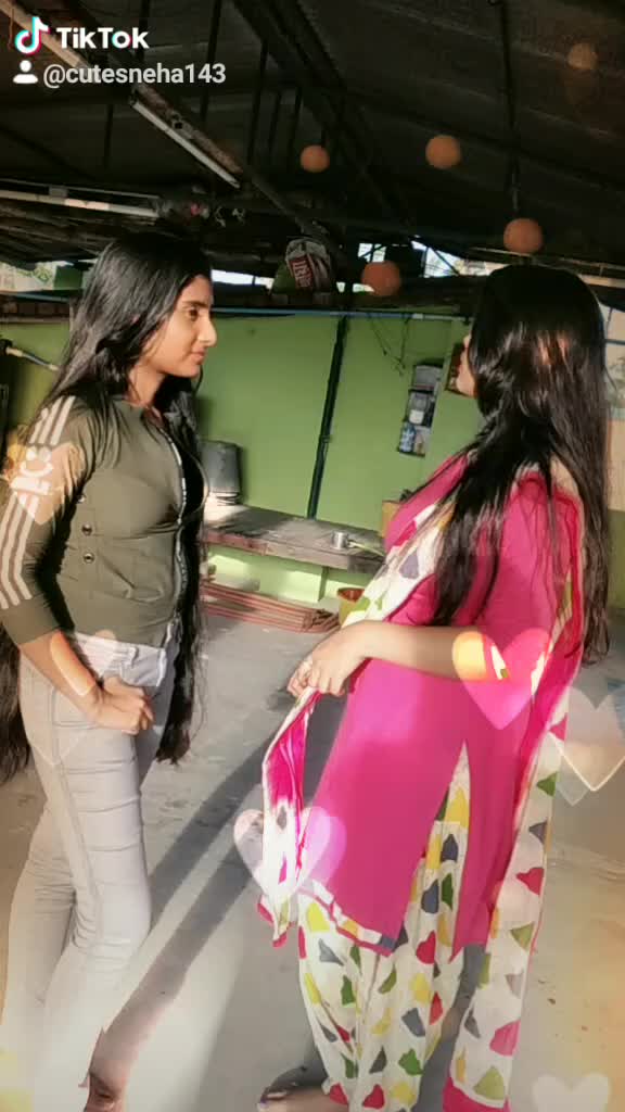 @😘SNEHA😘