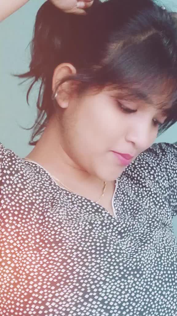 @👑Deepthee Dimple👑