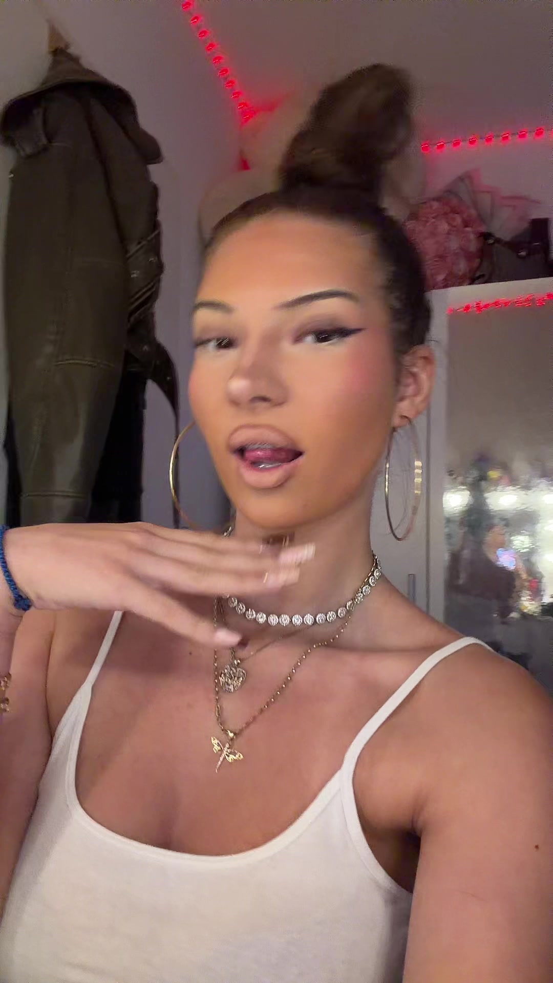 @rux🍒