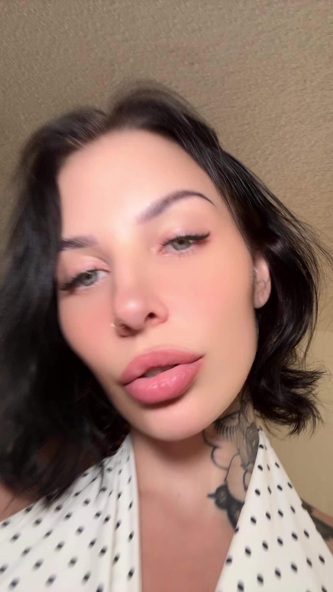 @Ivy Lebelle