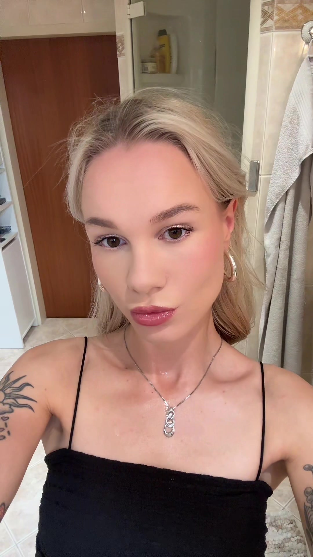 @𝐋𝐀𝐈𝐙𝐀💕