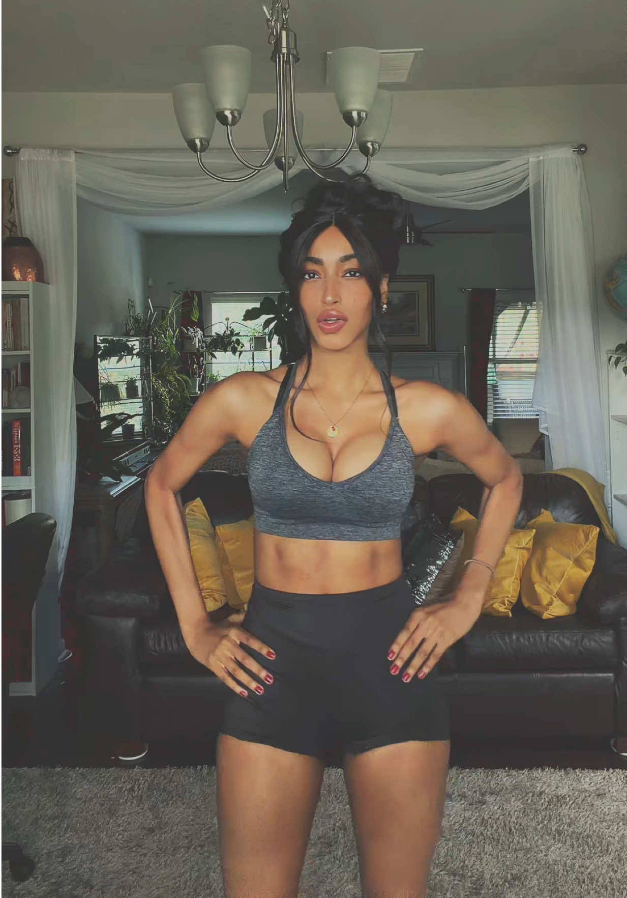 @hotandhaunted