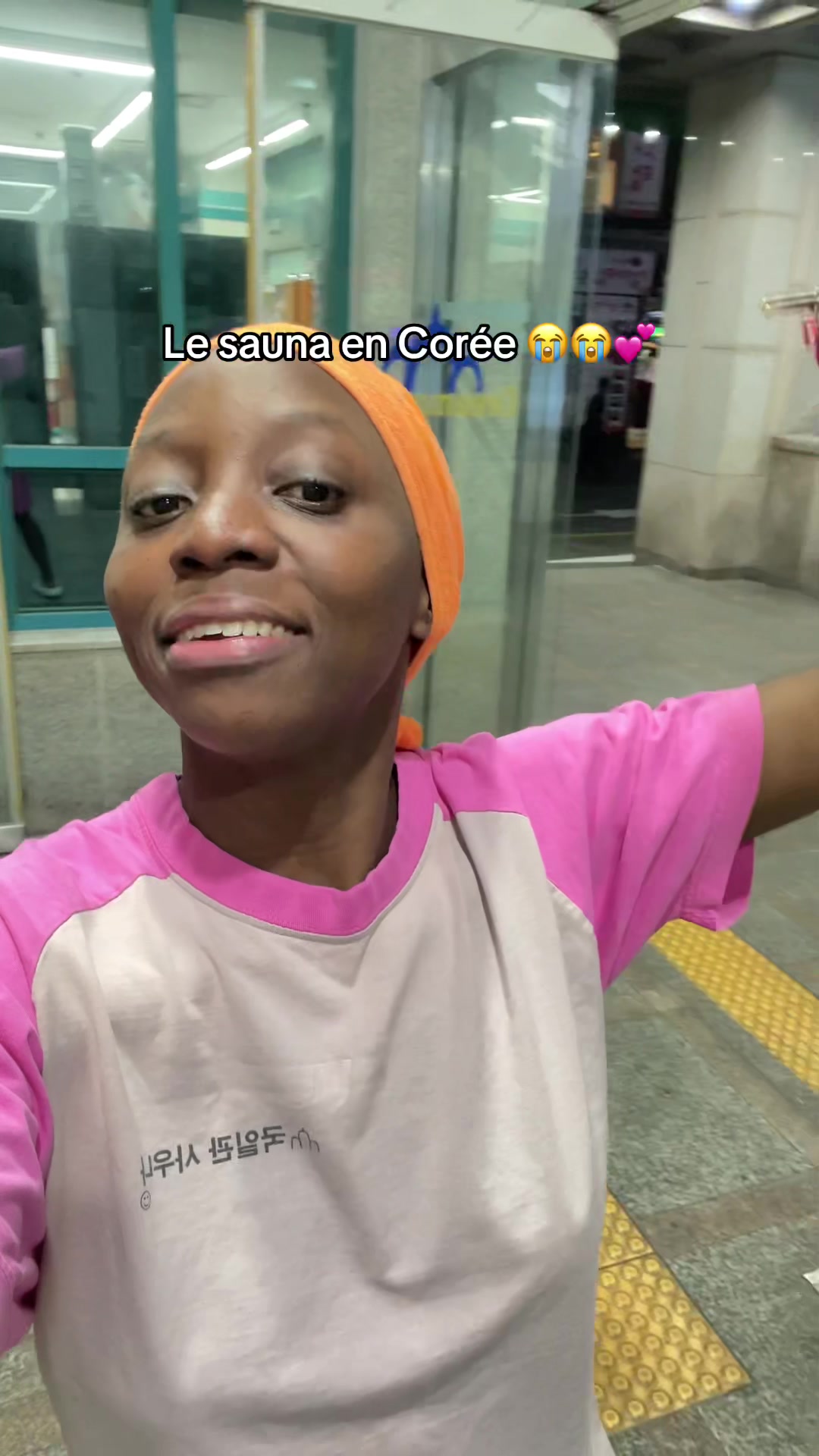 @ÉMILIE MIKOUATA 🦋🇬🇦🇰🇷